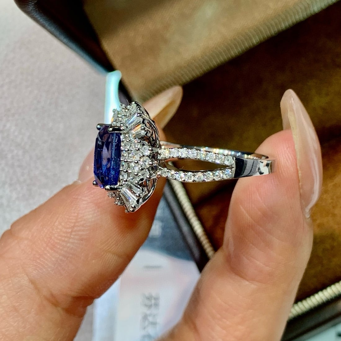 14k Gold 2.88 Ctw Natural Sapphire & Diamond Ring - 5