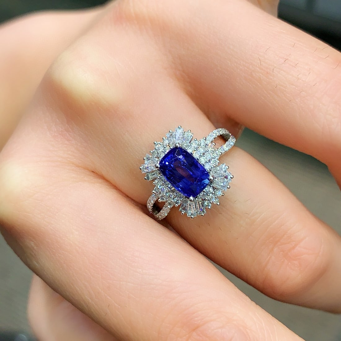 14k Gold 2.88 Ctw Natural Sapphire & Diamond Ring - 7