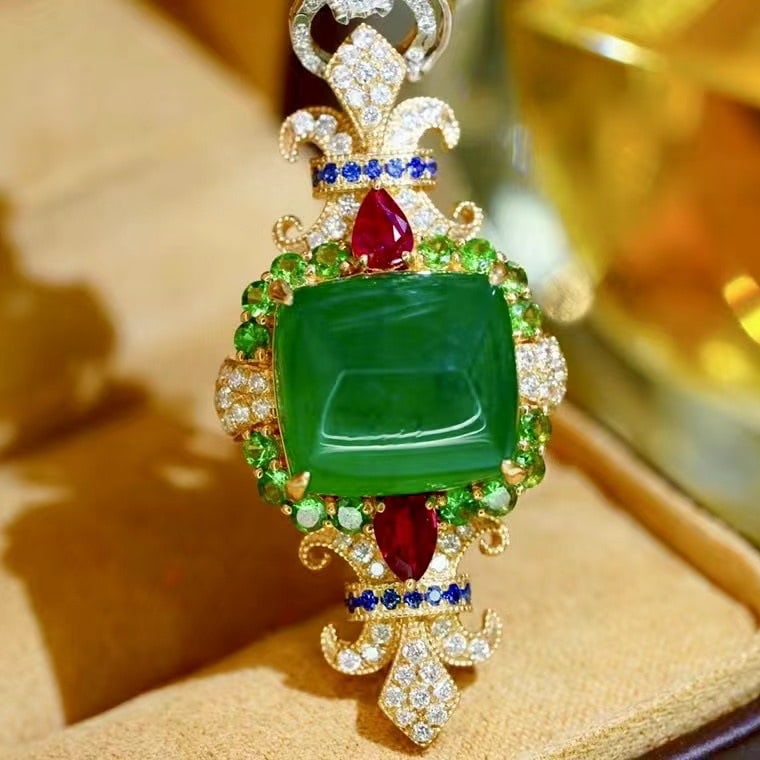 14k Gold 13.37 Ct Vivid Green Natural Emerald & Diamond & Ruby & Tsavorite & Sapphire Pendant( Wi...: Ref:230973089 // gold content:14k gold // main gemstone:emerald // shape:suger-loaf // carat weight:13. 37ct // color:vivid green // treatment:natural // // adjacent gemstone 2 : diamond //