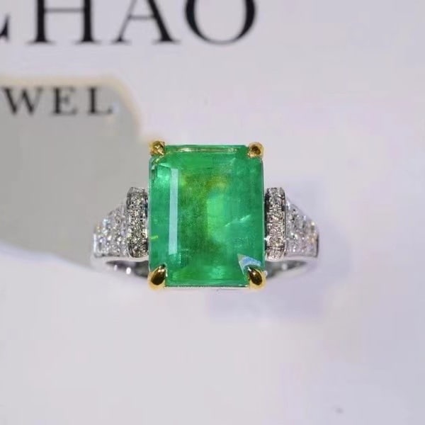 14k Gold 4.83 Ctw Natural Emerald & Diamond Ring: Ref:230973091 // gold content:14k gold // ring size:7. 25us // // main gemstone:emerald // shape:octagonal // carat weight:4. 43ct // color:green // treatment:natural // // adjacent gemstone 2 :