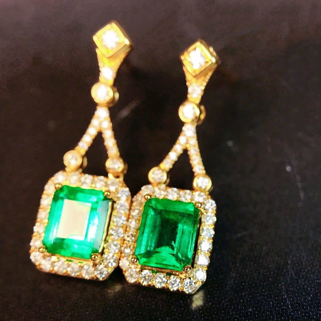 14k Gold 1.46 Ctw Natural Emerald & Diamond Earrings - 4