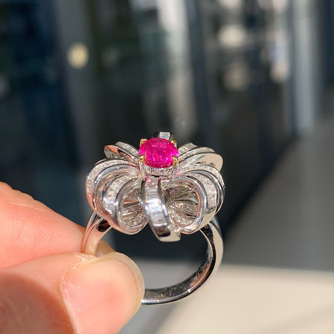 14k Gold 2.63 Ctw Vivid Pink Natural Sapphire & Diamond Ring - 2