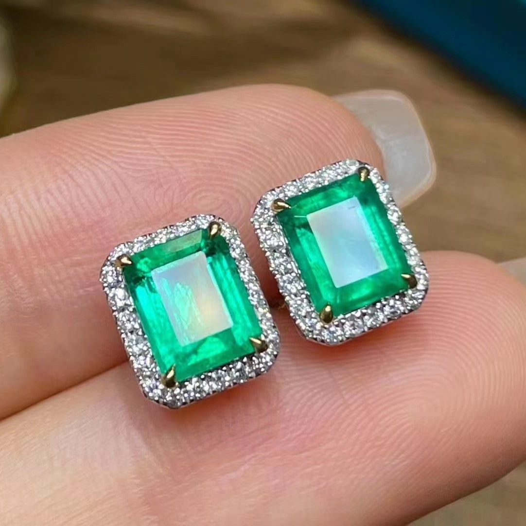 14k Gold 2.59 Ct Natural Emerald & Diamond Earrings - 3
