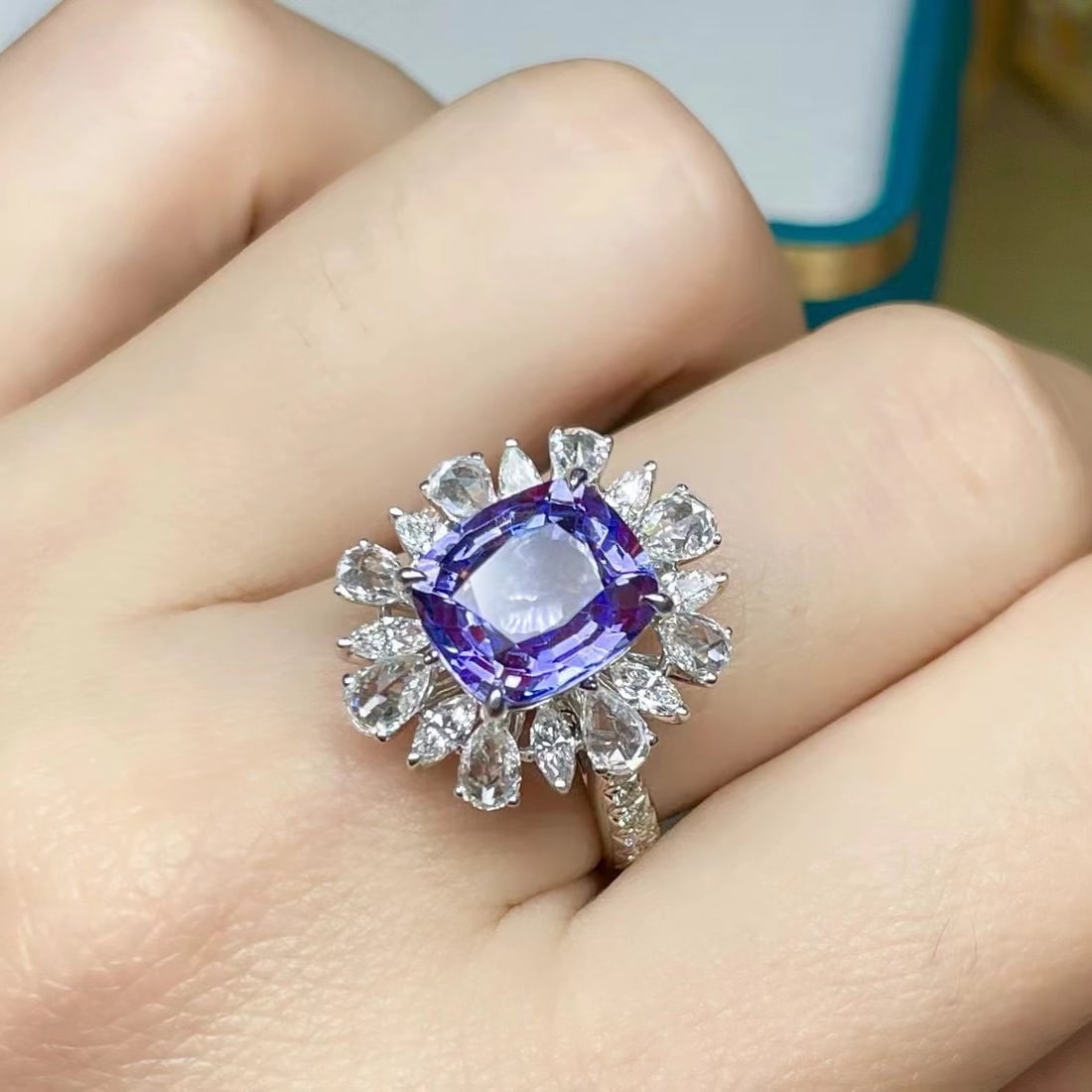 14k Gold 6.09 Ctw Natural Sapphire & Diamond Ring - 4
