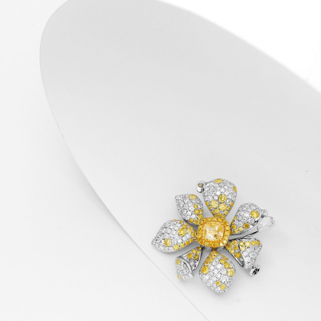 14k Gold 3.58 Ctw Natural Yellow Diamond & Diamond Brooch/pendant( Without Chain ) - 5