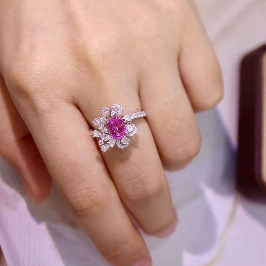 14k Gold 2.30 Ctw Natural Padparadscha Sapphire & Diamond Ring - 2