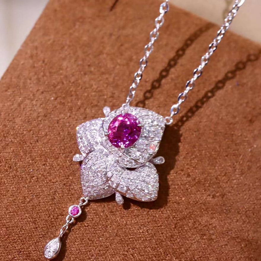 14k Gold 3.45 Ctw Natural Sapphire & Diamond Necklace: Ref:230974134 // gold content:14k gold // main gemstone:sapphire // shape:oval // carat weight:1. 55ct // color:pink // treatment:natural // // adjacent gemstone 2 : diamond // shape:round // carat we