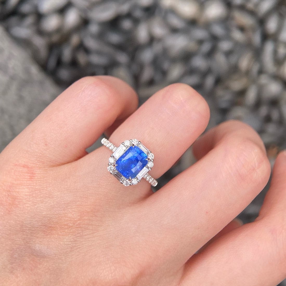 14k Gold 3.85 Ctw Natural Sapphire & Diamond Ring - 3