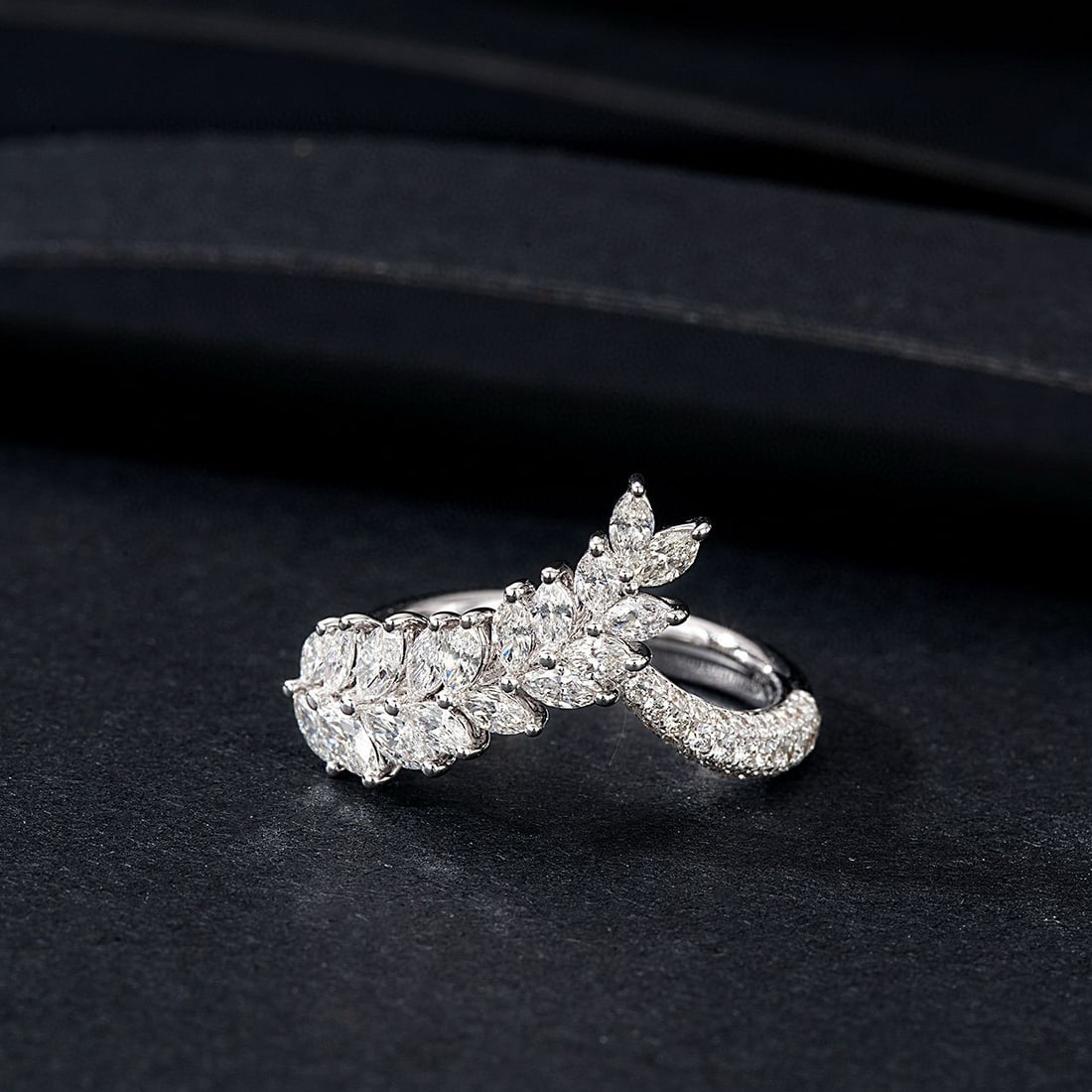 14k Gold 1.00 Ct Natural H Diamond Ring - 4