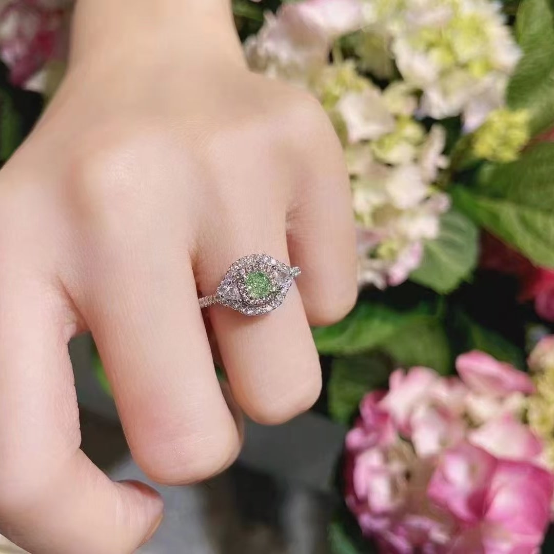 Gia Certified 14k Gold 0.36 Ct Natural Green Diamond & Diamond Ring - 3