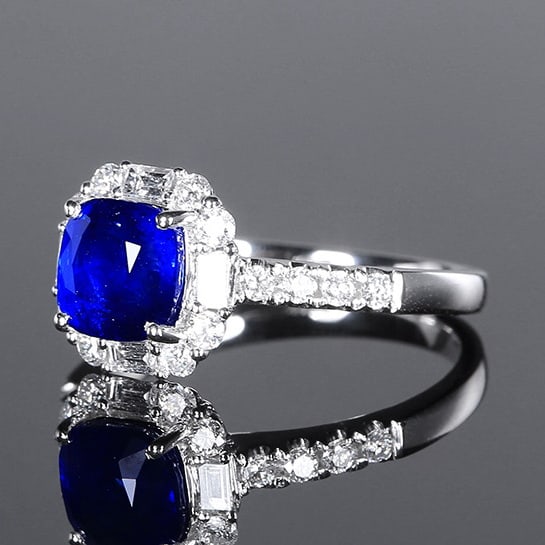 14k Gold 2.60 Ctw Natural Sapphire & Diamond Ring: Ref:230972143 // gold content:14k gold // ring size:7. 25us // // main gemstone:sapphire // shape:cushion // carat weight:2. 05ct // color:royal blue // treatment:natural // // adjacent gemstone 2 : d
