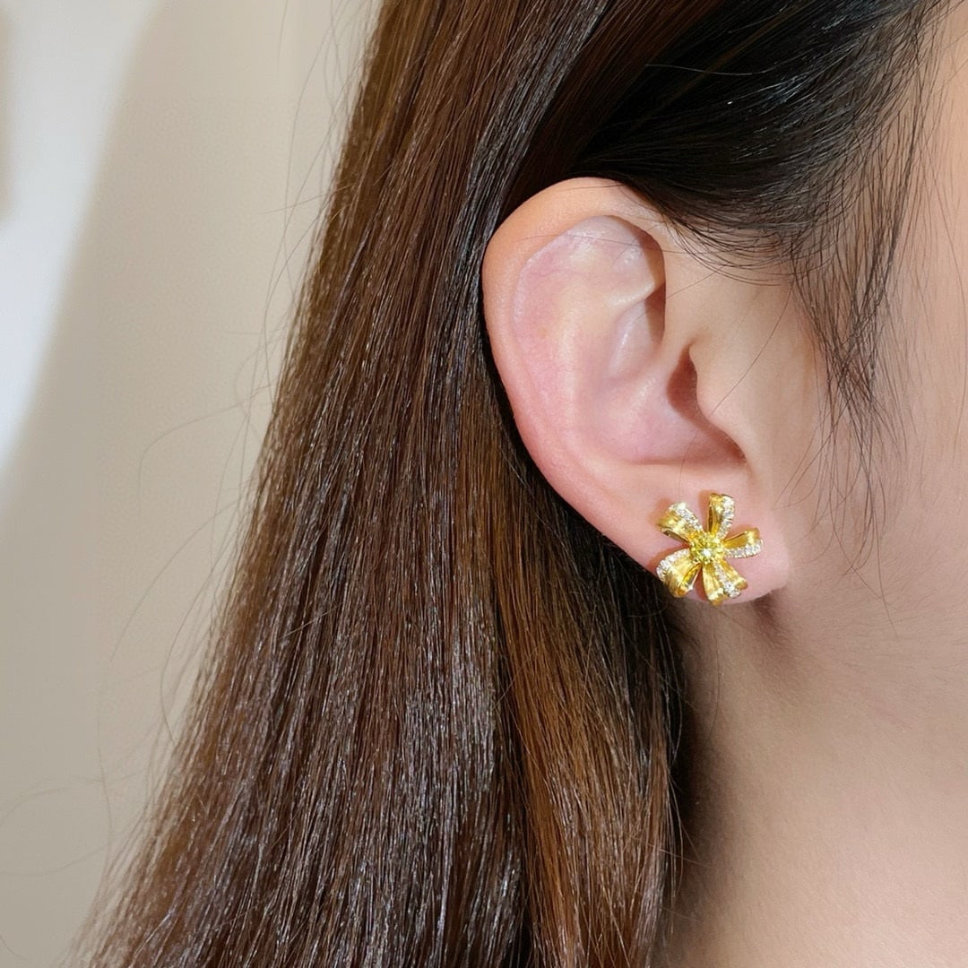 14k Gold 0.76 Ctw Natural Yellow Diamond & Diamond Earrings - 3