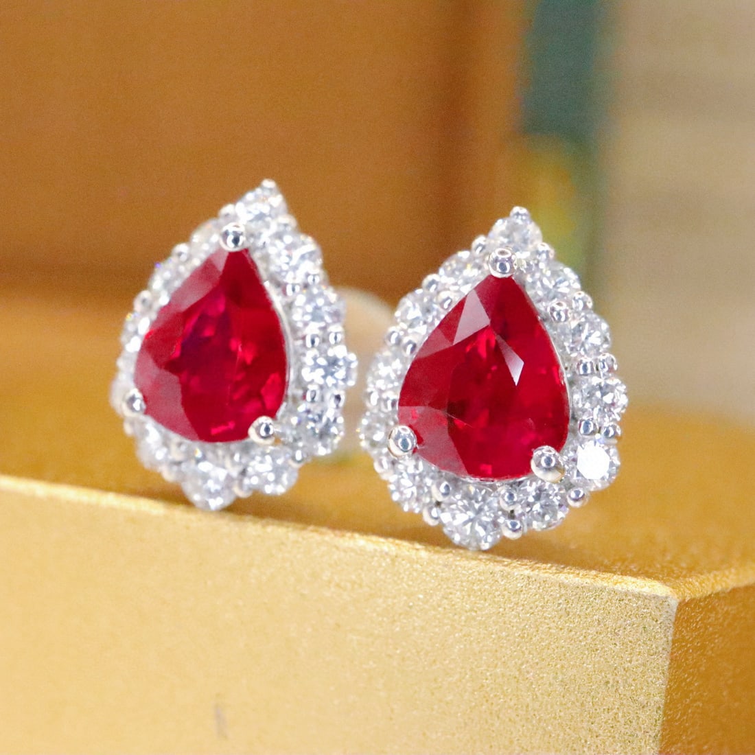 14k Gold 1.35 Ctw Natural Ruby & Diamond Earrings - 3
