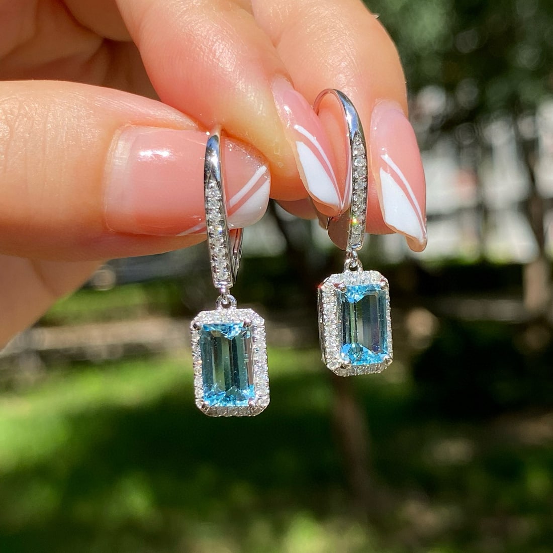 14k Gold 2.02 Ct Natural Aquamarine & Diamond Earrings - 5