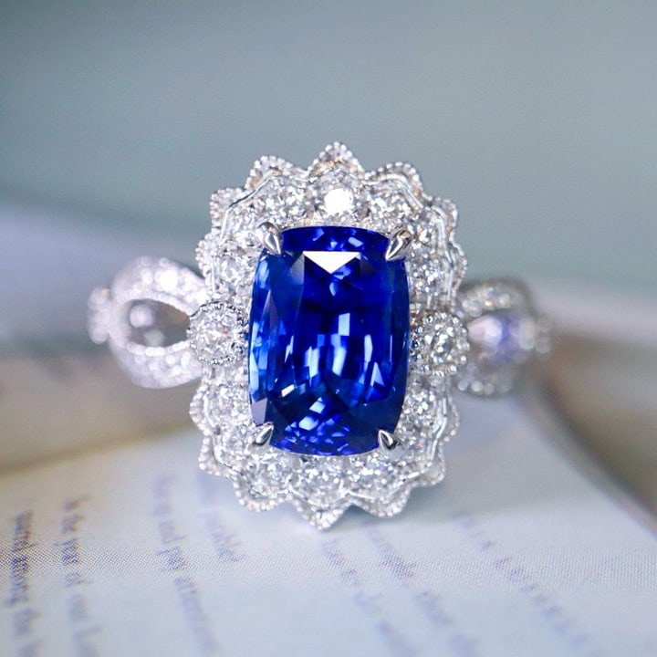 14k Gold 2.93 Ctw Natural Sapphire & Diamond Ring: Ref:230975156 // gold content:14k gold // ring size:7. 25us // // main gemstone:sapphire // shape:cushion // carat weight:2. 55ct // color:royal blue // treatment:natural // // adjacent gemstone 2 :