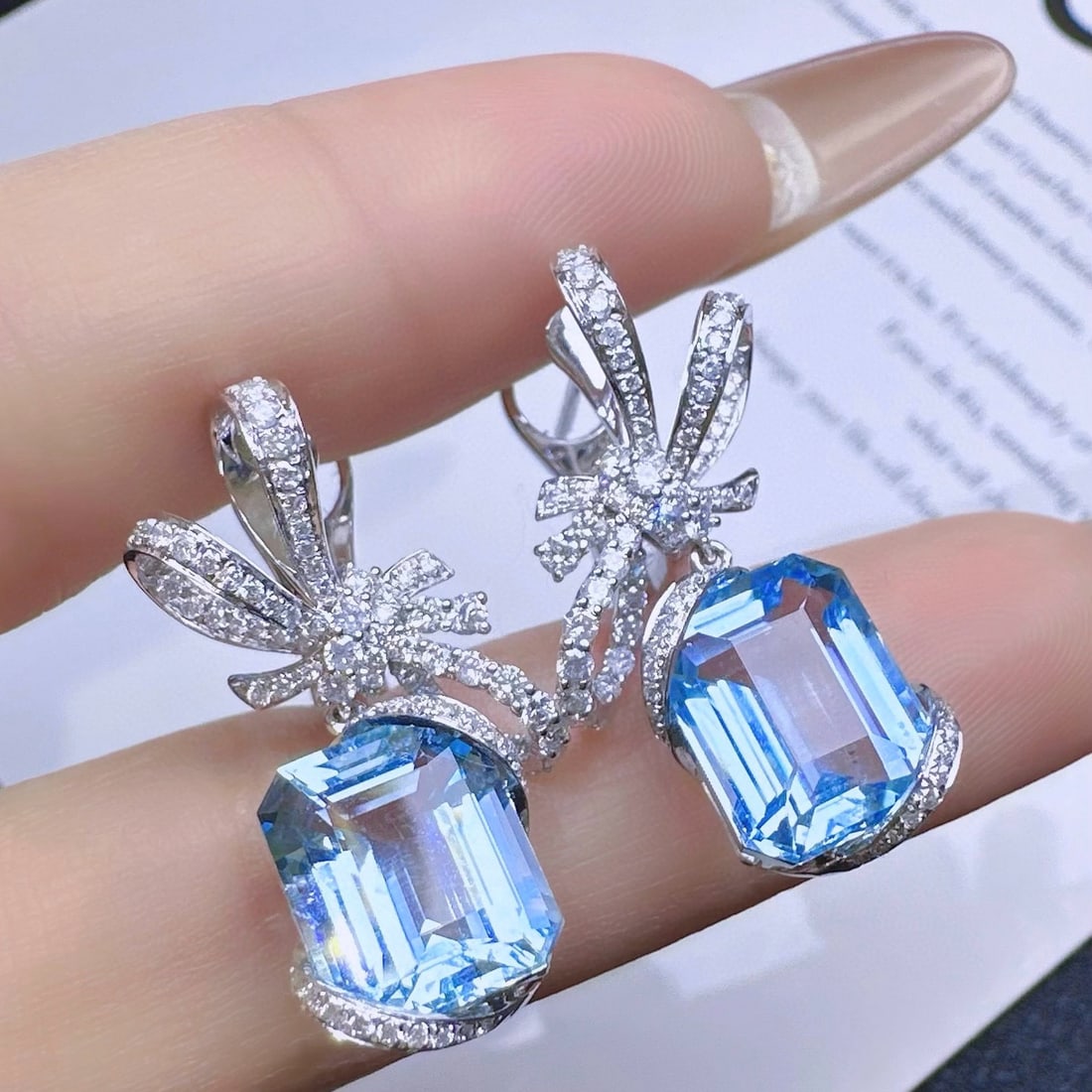 14k Gold 10.48 Ctw Natural Aquamarine & Diamond Earrings - 4