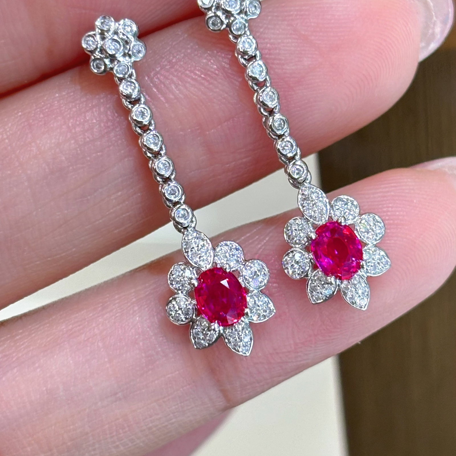 14k Gold 0.7 Ct Natural Ruby & Diamond Earrings - 3