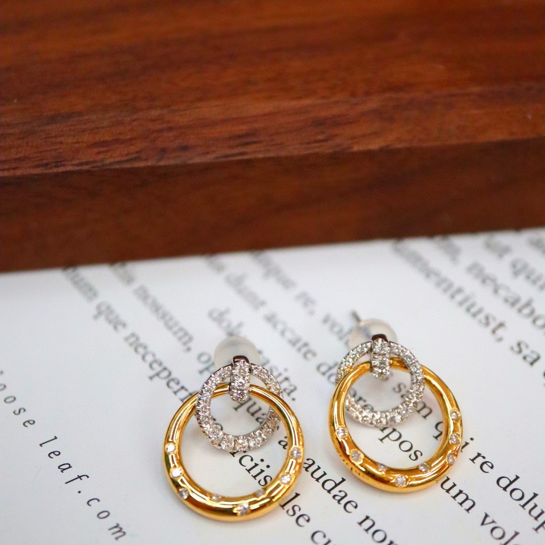 14k Gold 0.40 Ct Natural H Diamond Earrings: Ref:230976310 // gold content:14k gold // main gemstone:diamond // shape:round // carat weight:0. 40ct // clarity grade:vs-si // color:h // treatment:natural // cut grade:g // Condition: New Low