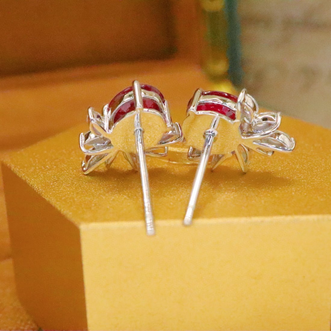 14k Gold 1.23 Ctw Natural Ruby & Diamond Earrings - 4