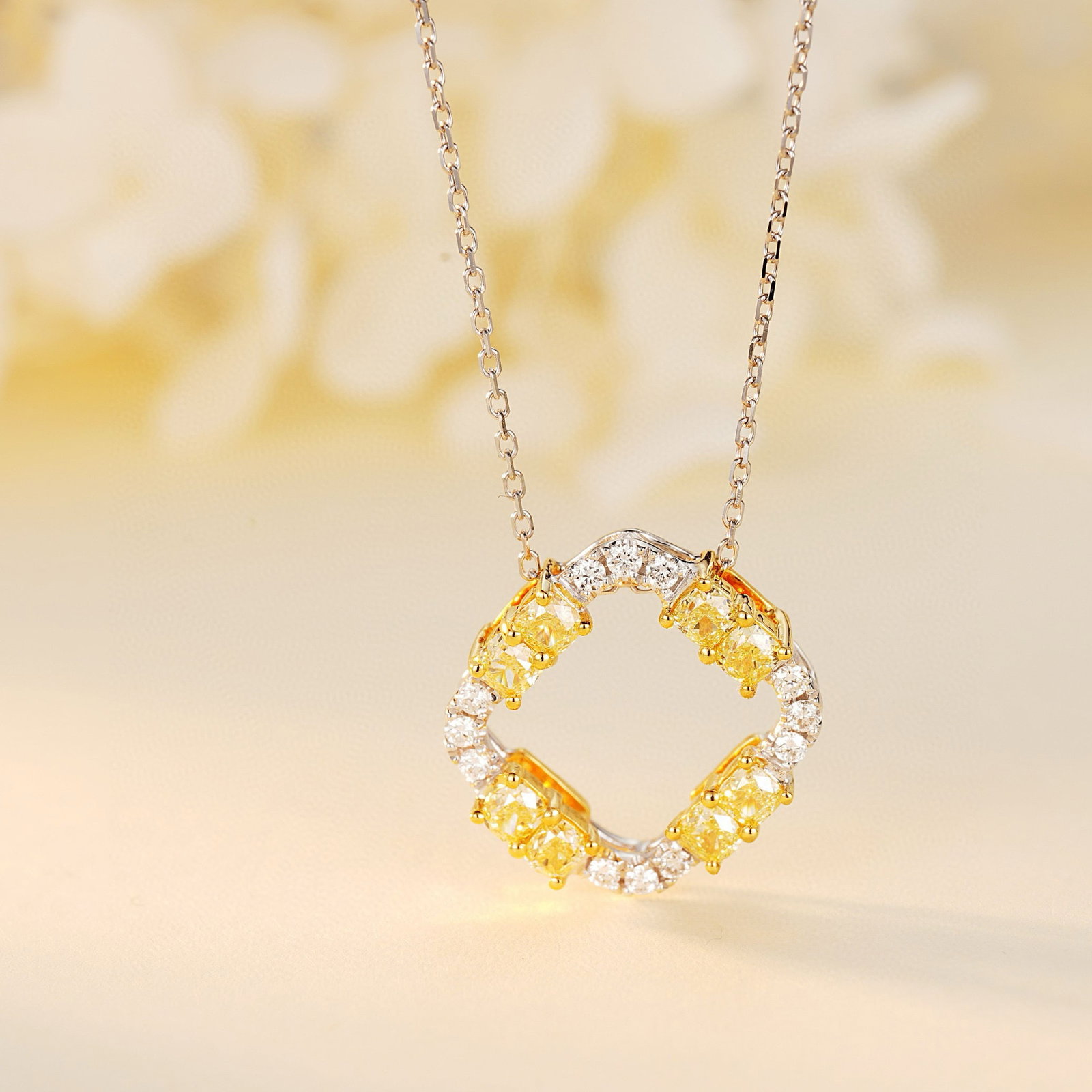 14k Gold 1.03 Ctw Natural Yellow Diamond & Diamond Pendant( Without Chain ): Ref:230981007 / / gold content:14k gold / / main gemstone:yellow diamond / / shape:cushion / / carat weight:0. 91ct / / color:yellow / / treatment:natural / / / / adjacent gemstone 2 : diamond / /