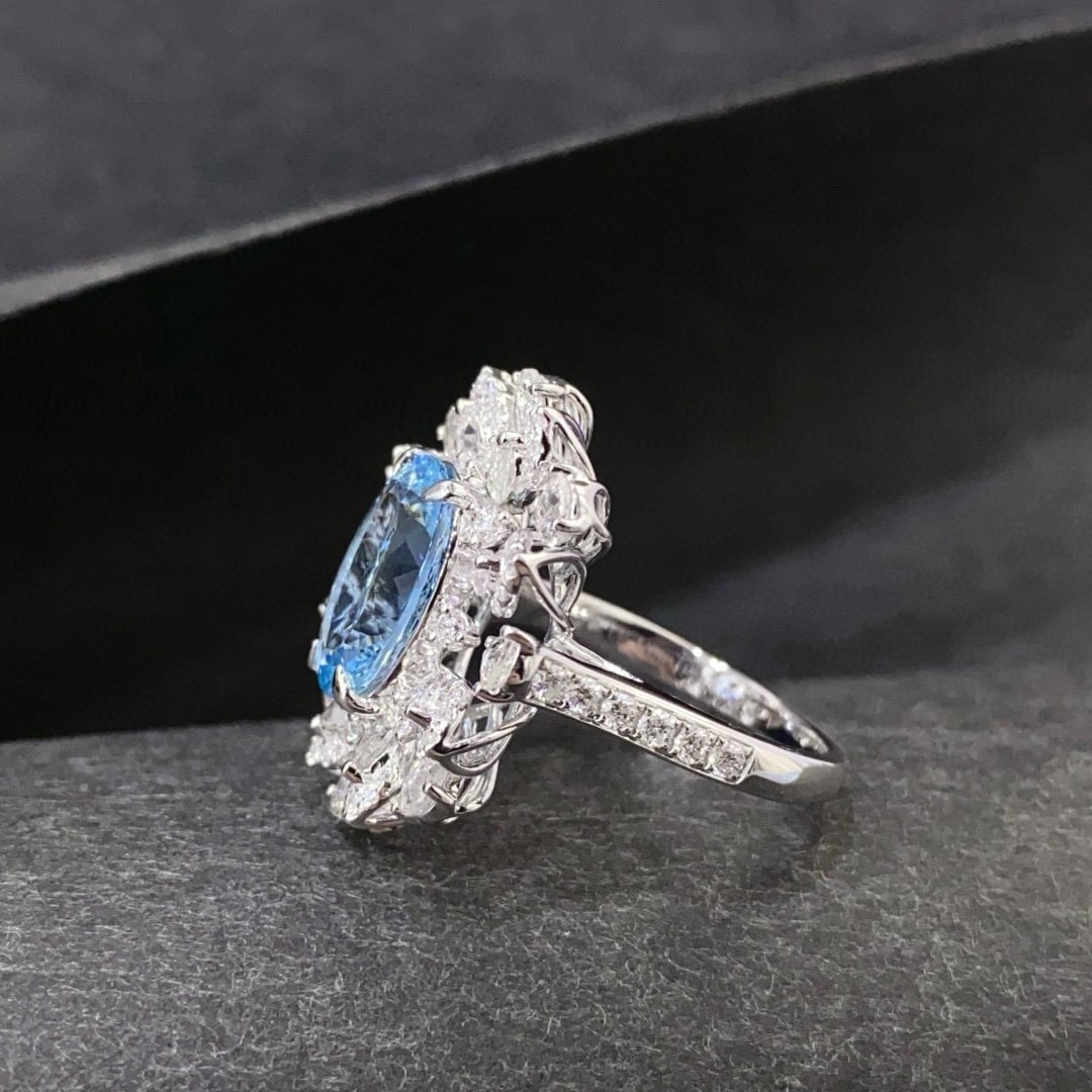14k Gold 3.88 Ctw Natural Aquamarine & Diamond Ring - 4