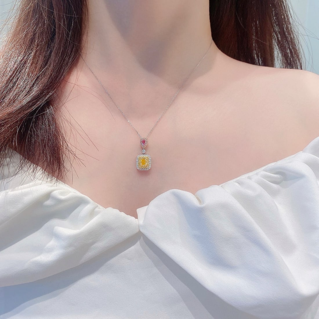 14k Gold 1.19 Ctw Natural Yellow Diamond & Pink Diamond Necklace - 2