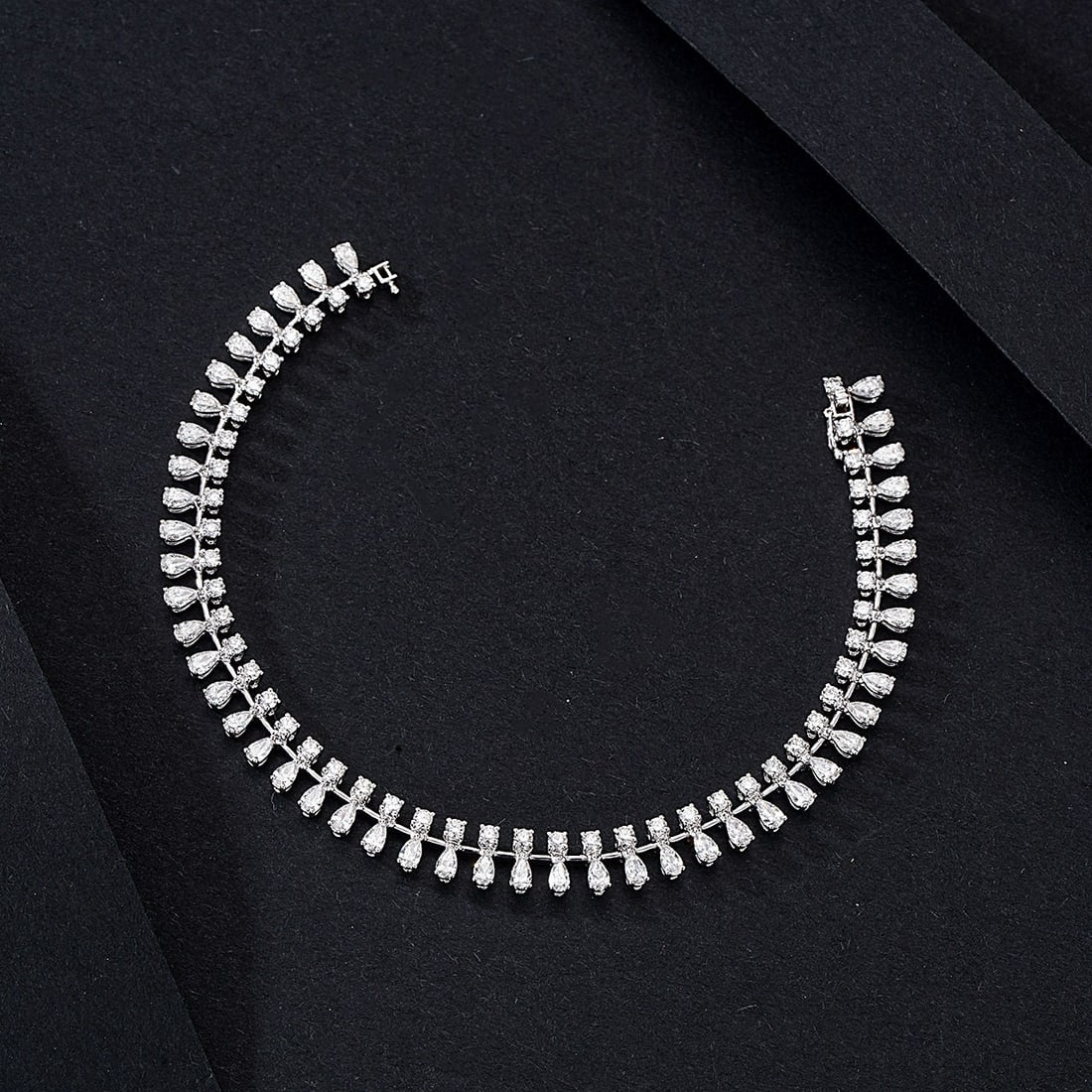 14k Gold 3.41 Ctw Natural H Diamond Bracelet - 2