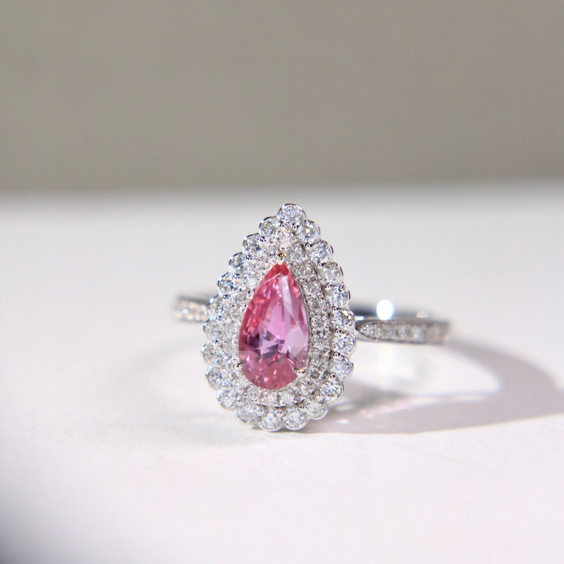 14k Gold 1.49 Ctw Natural Padparadscha Sapphire & Diamond Ring - 2