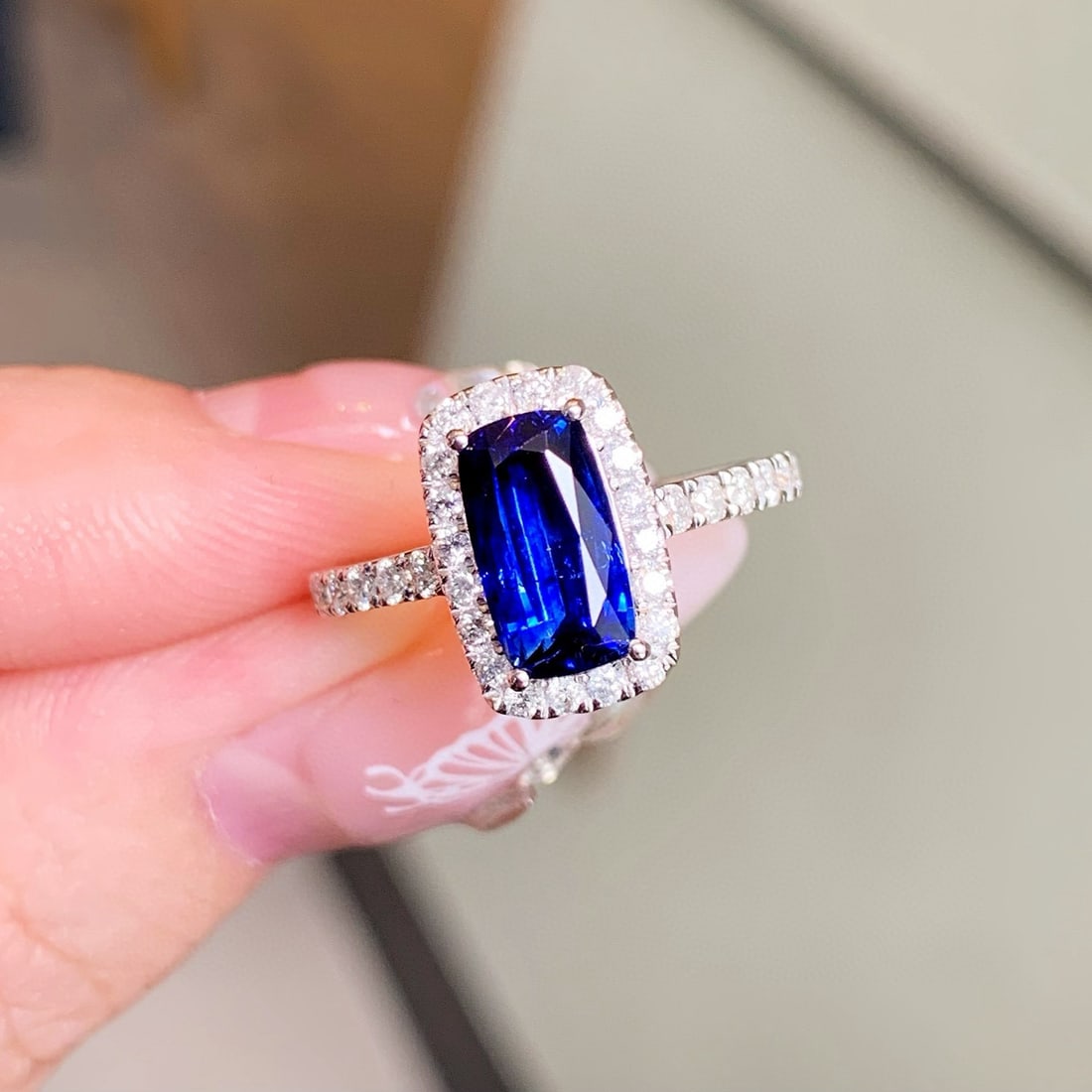 14k Gold 2.15 Ctw Natural Sapphire & Diamond Ring - 4