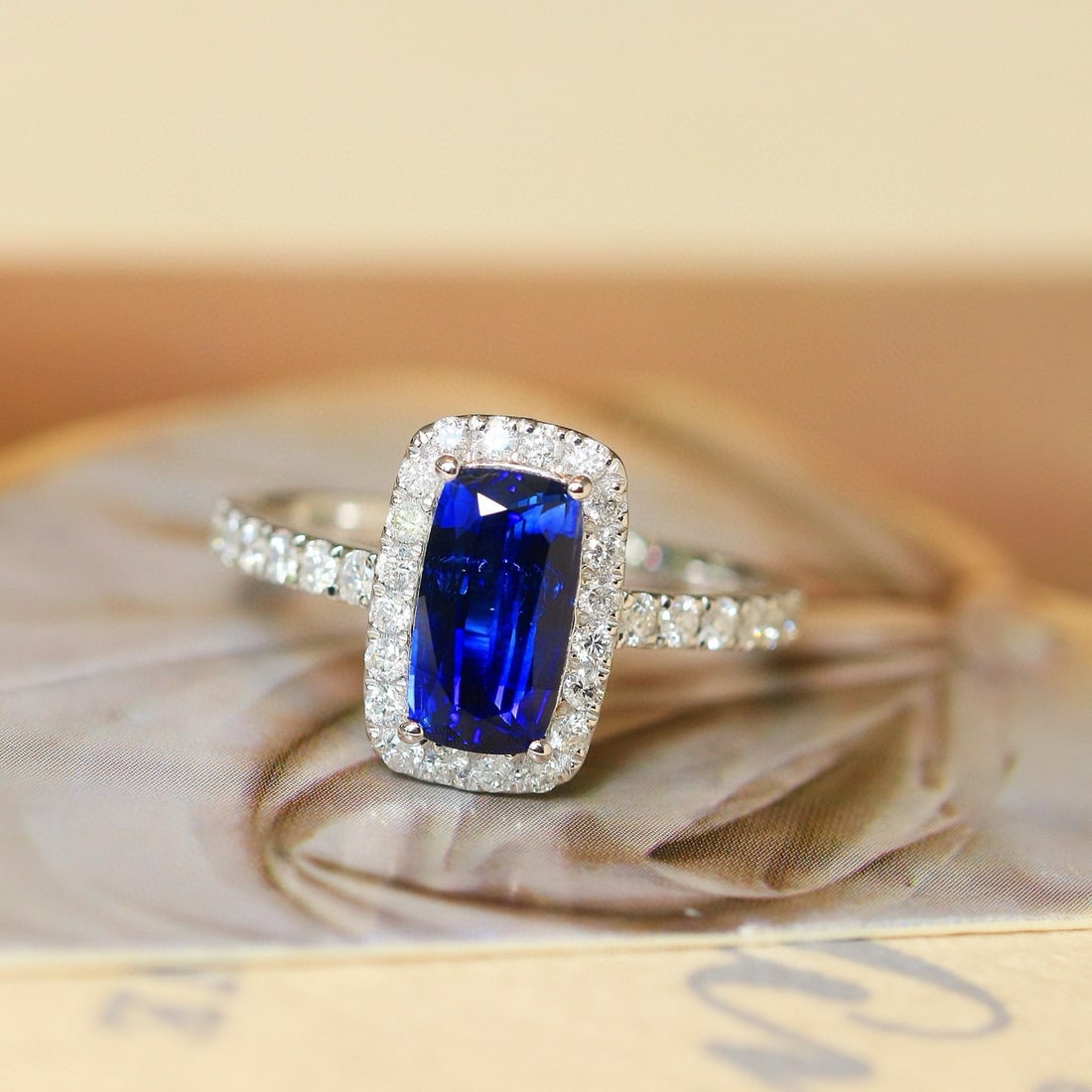 14k Gold 2.15 Ctw Natural Sapphire & Diamond Ring - 8