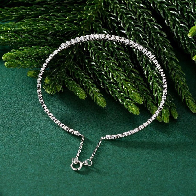 14k Gold 0.39 Ct Natural H Diamond Bangle - 3
