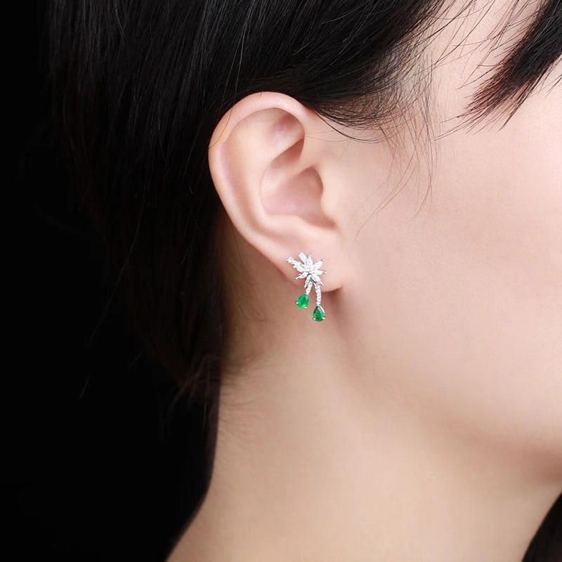 14k Gold 0.94 Ctw Vivid Green Natural Emerald & Diamond Earrings - 2