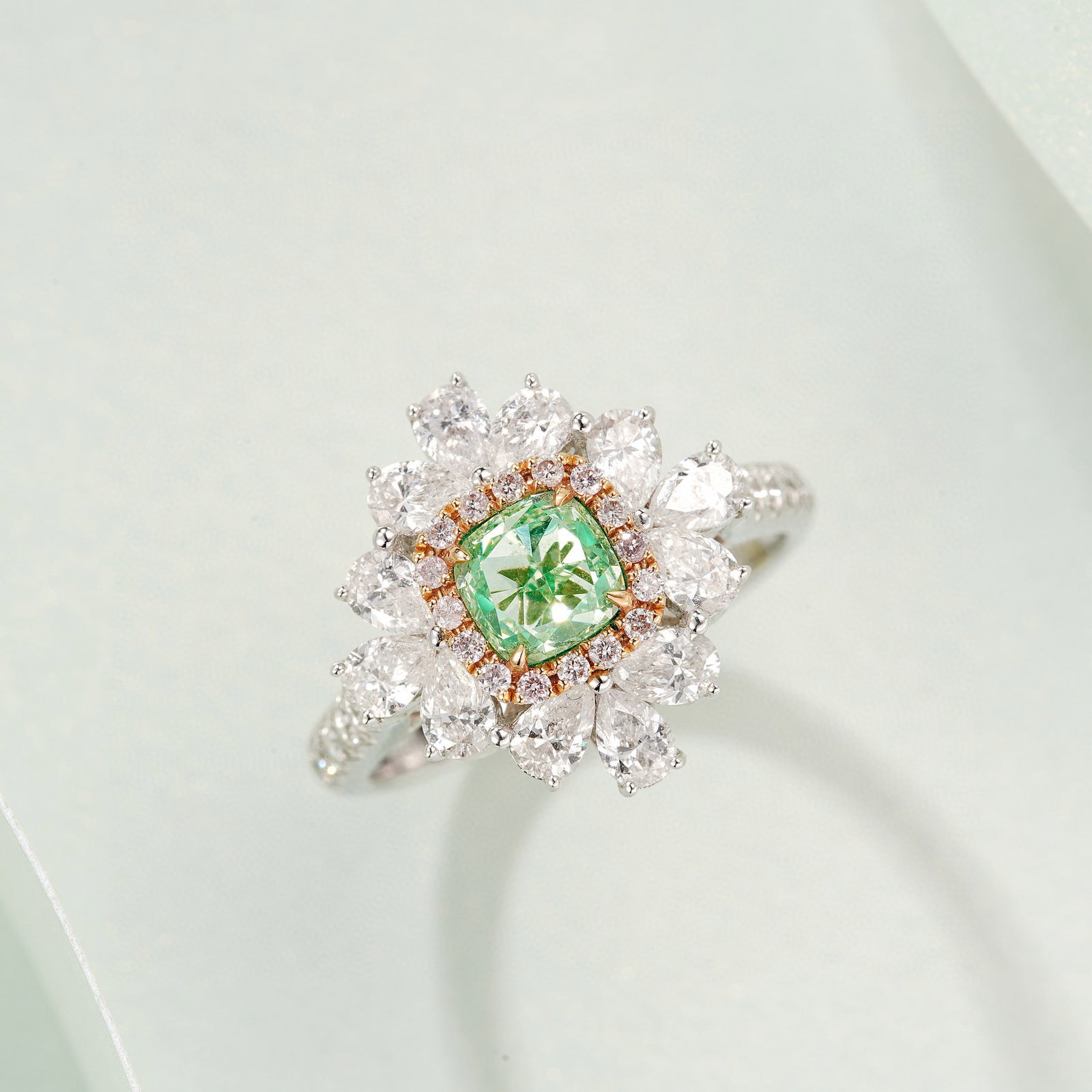 14k Gold 2.53 Ctw Natural Green Diamond & Diamond Ring - 2