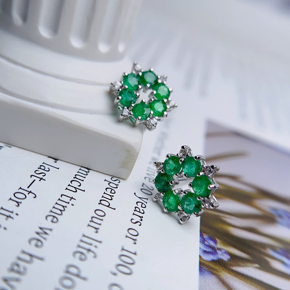 14k Gold 1.30 Ct Natural Emerald & Sapphire Earrings - 3