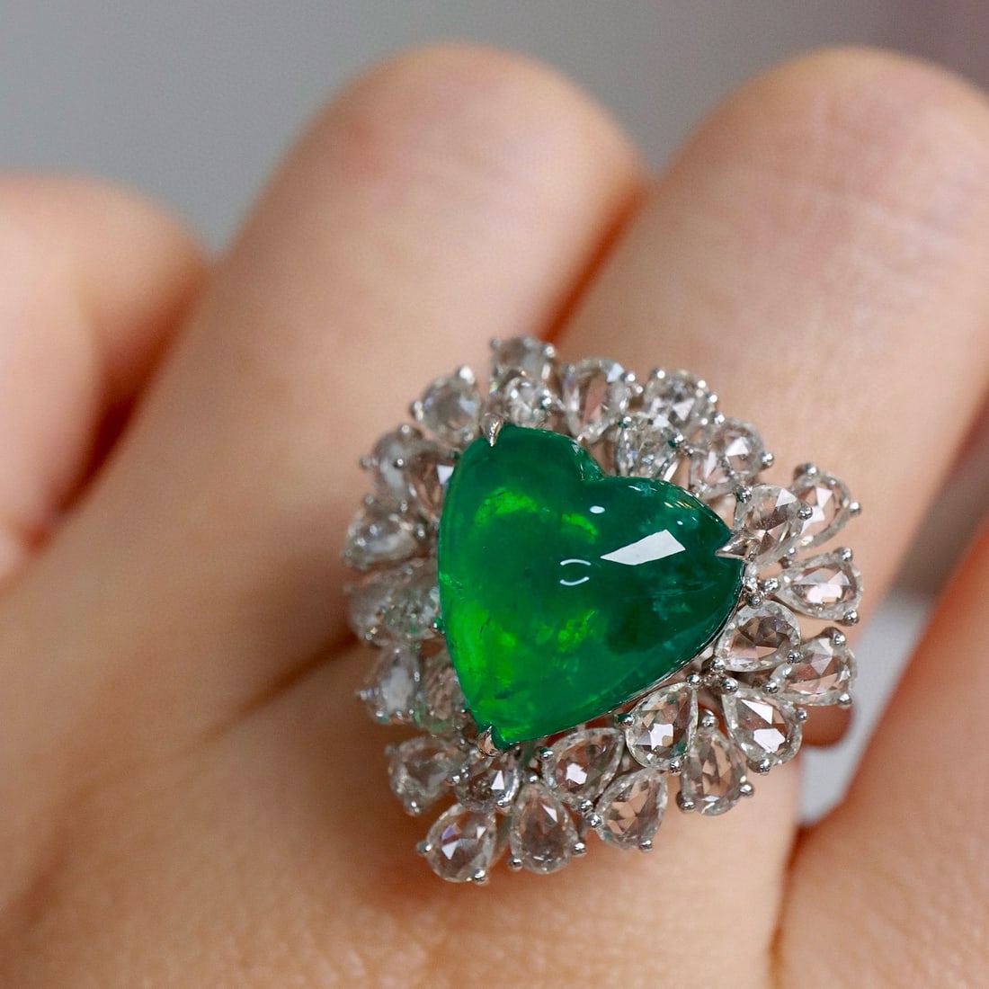 14k Gold 8.44 Ctw Vivid Green Natural Emerald & Sapphire Ring/pendant( Without Chain ) - 6
