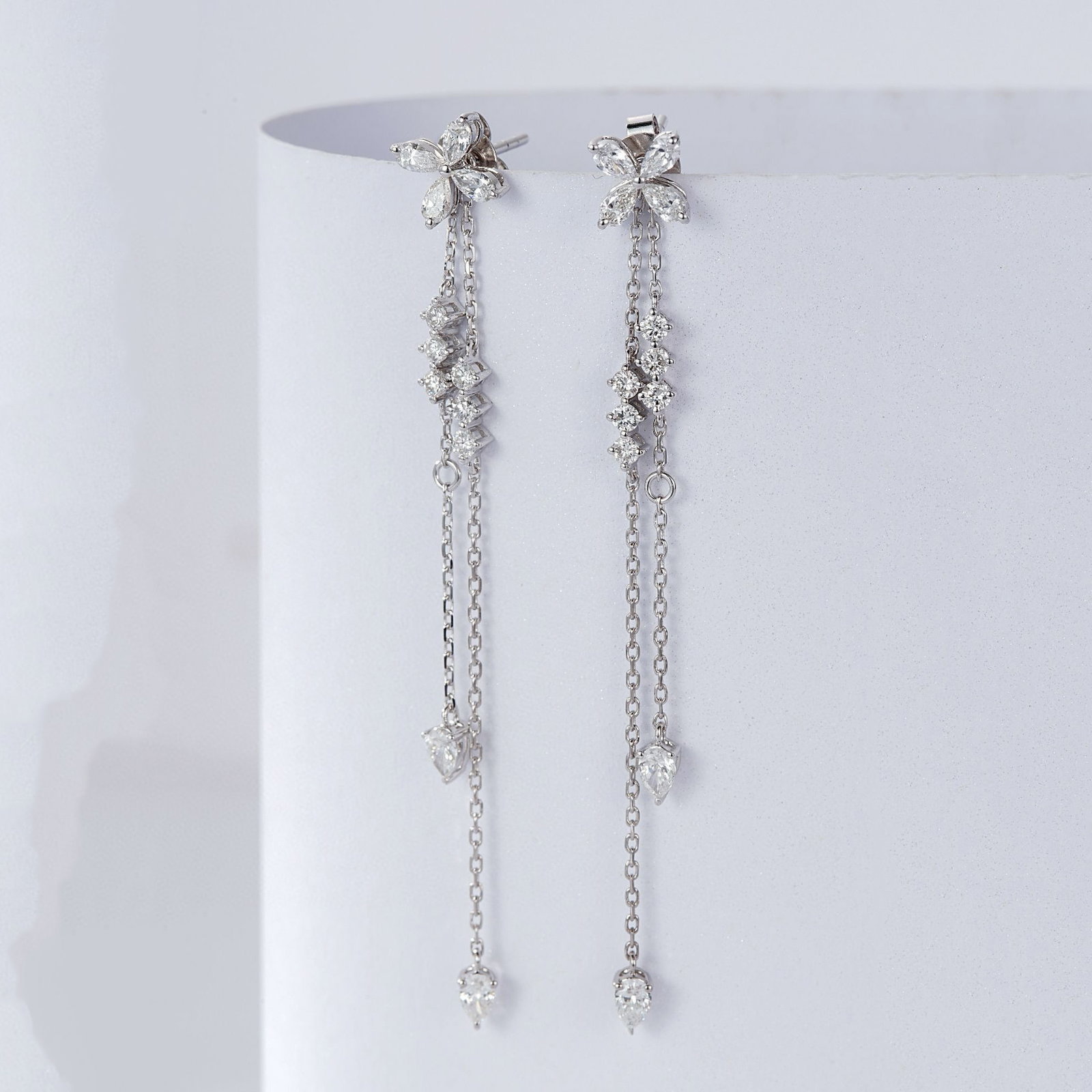 14k Gold 0.93 Ctw Natural H Diamond Earrings - 3