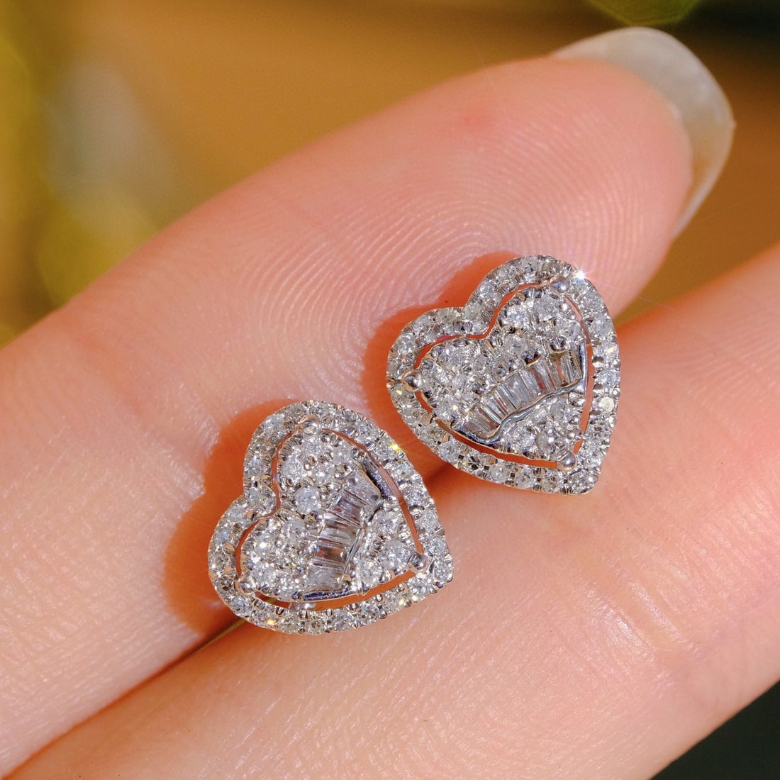 14k Gold 0.5 Ct Natural H Diamond Earrings - 4