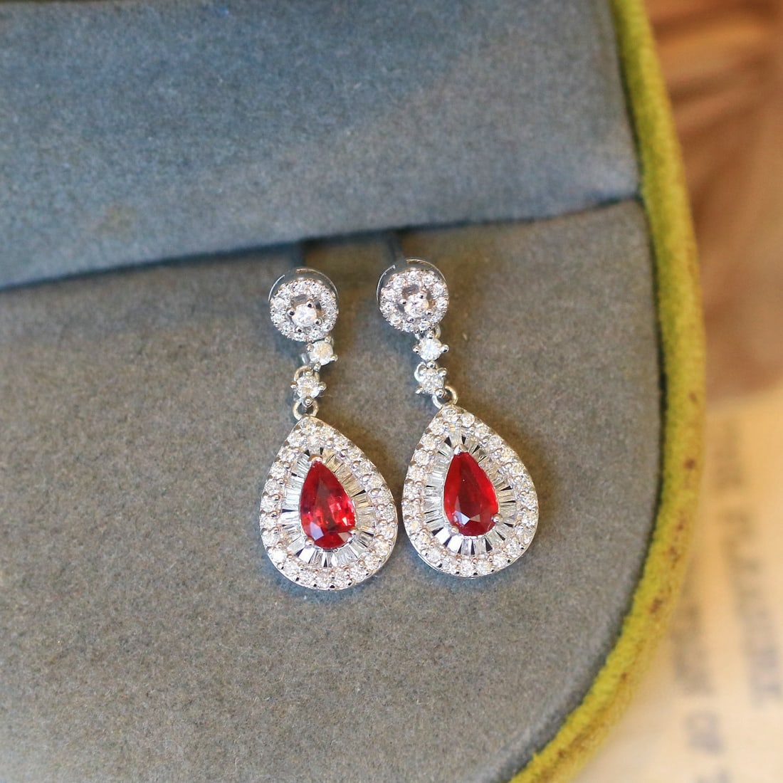14k Gold 1.06 Ctw Natural Ruby & Diamond Earrings - 6
