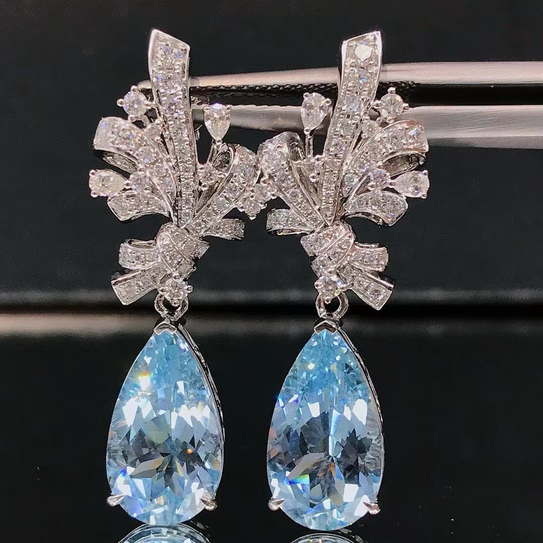 14k Gold 7.80 Ctw Natural Aquamarine & Diamond Earrings - 2