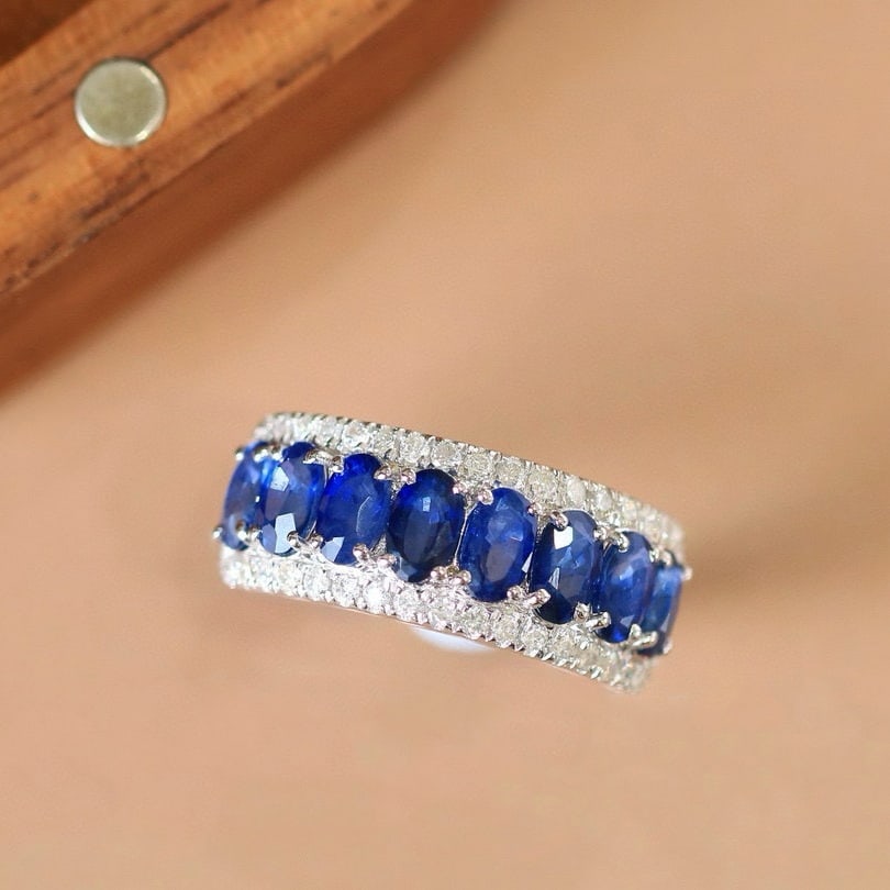14k Gold 2.92 Ctw Natural Sapphire & Diamond Ring: Ref:230981117 / / gold content:14k gold / / ring size:7. 25us / / / / main gemstone:sapphire / / shape:oval / / carat weight:2. 50ct / / color:royal blue / / treatment:natural / / / / adjacent