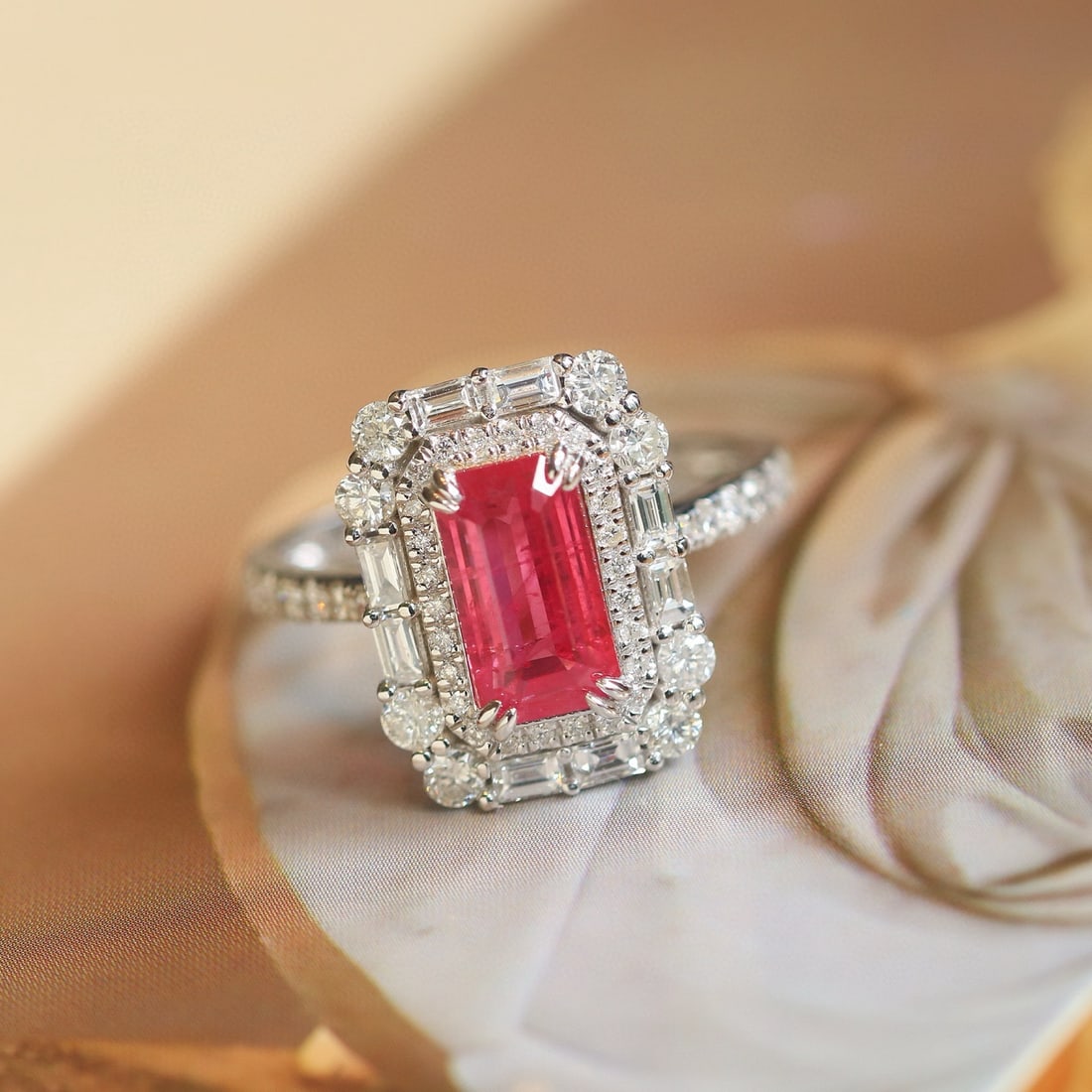 14k Gold 3.10 Ctw Natural Ruby & Diamond Ring - 2