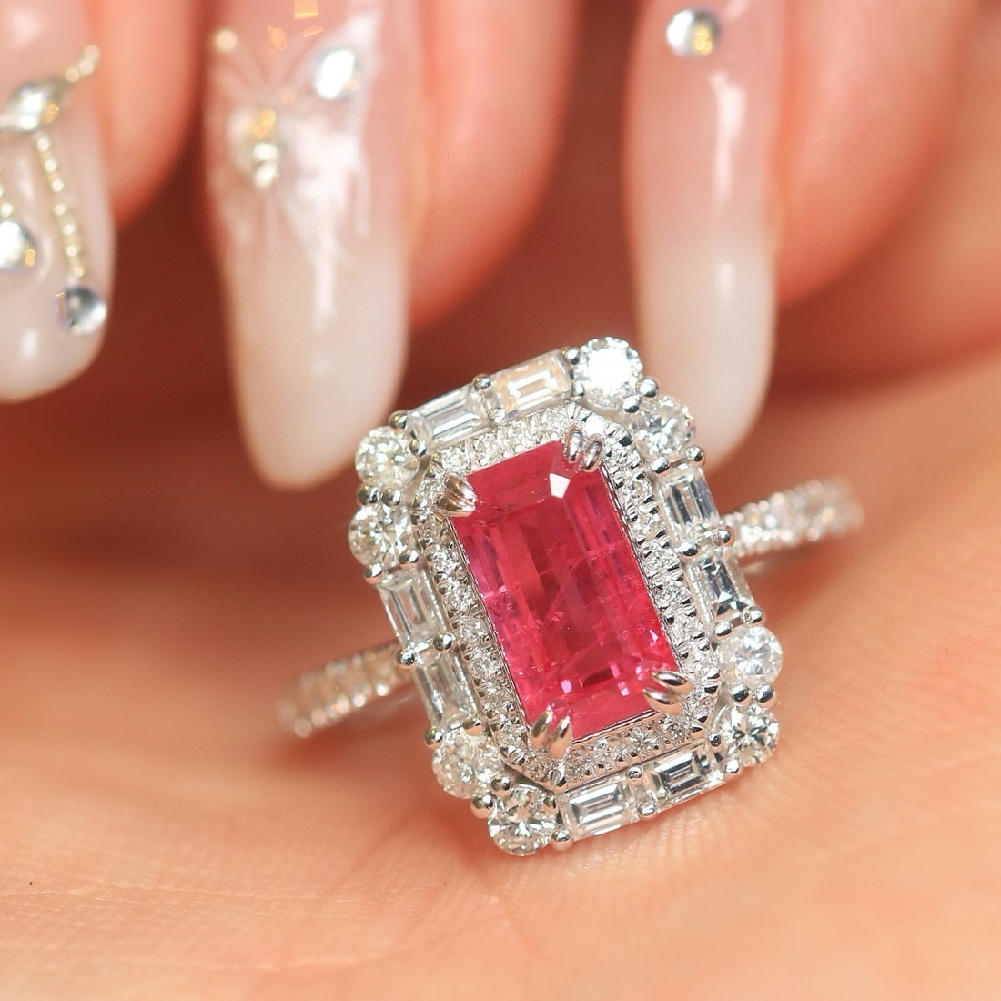 14k Gold 3.10 Ctw Natural Ruby & Diamond Ring - 6