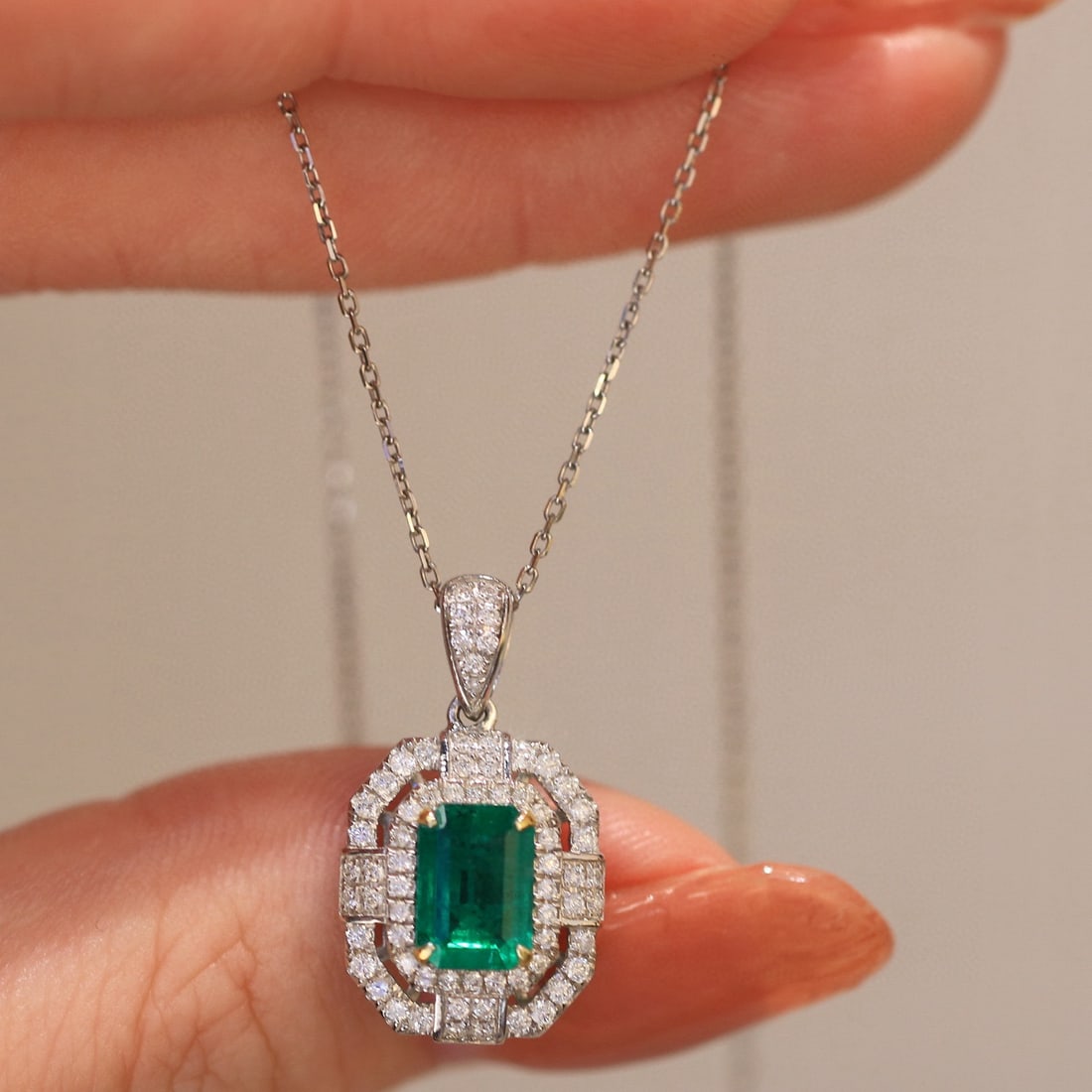 14k Gold 1.41 Ctw Vivid Green Natural Emerald & Diamond Pendant( Without Chain ) - 5