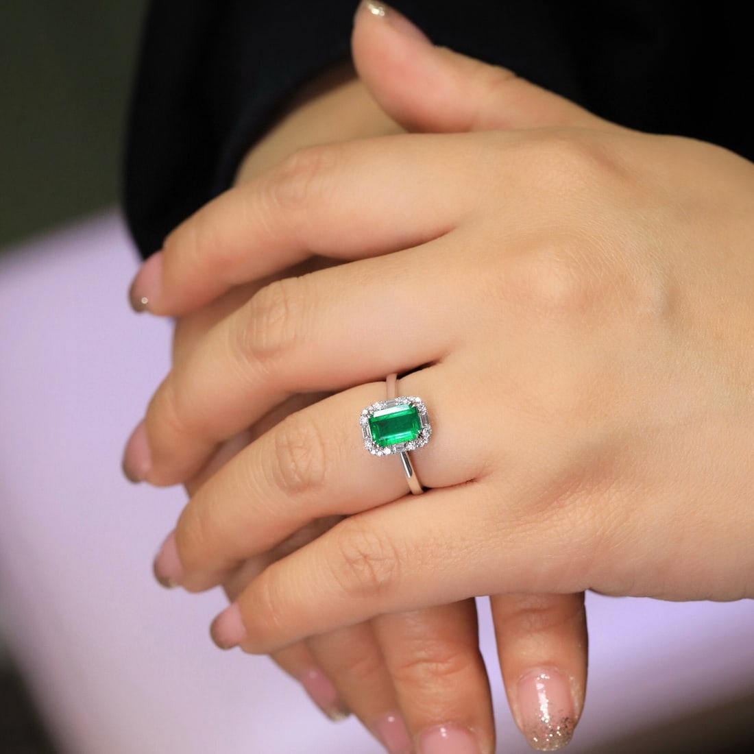 14k Gold 1.37 Ct Vivid Green Natural Emerald & Diamond Ring - 5