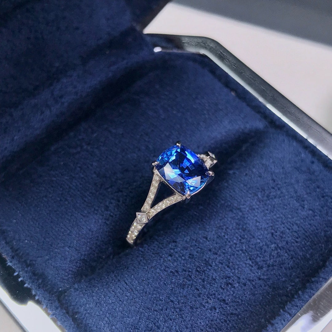 14k Gold 1.91 Ctw Natural Sapphire & Diamond Ring - 2