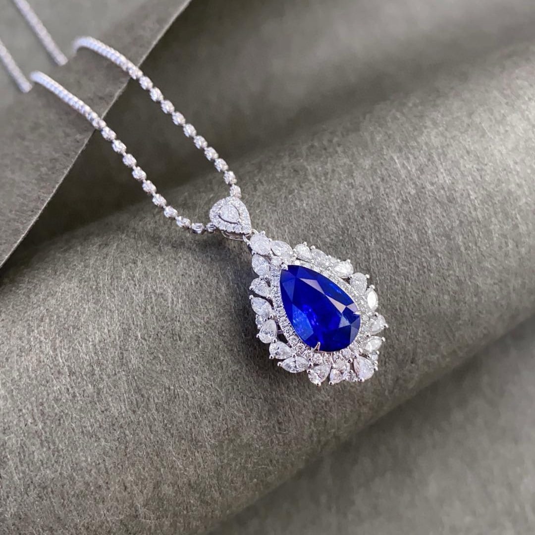 14k Gold 4.21 Ctw Natural Sapphire & Diamond Pendant( Without Chain ): Ref:230981136 / / gold content:14k gold / / main gemstone:sapphire / / shape:pear / / carat weight:3. 14ct / / color:royal blue / / treatment:natural / / / / adjacent gemstone 2 : diamond / /