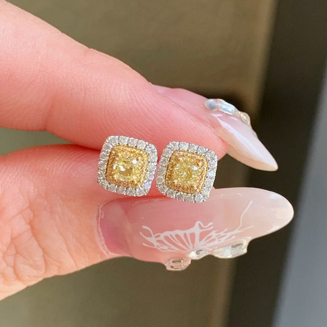 14k Gold 0.48 Ctw Natural Yellow Diamond & Diamond Earrings - 5