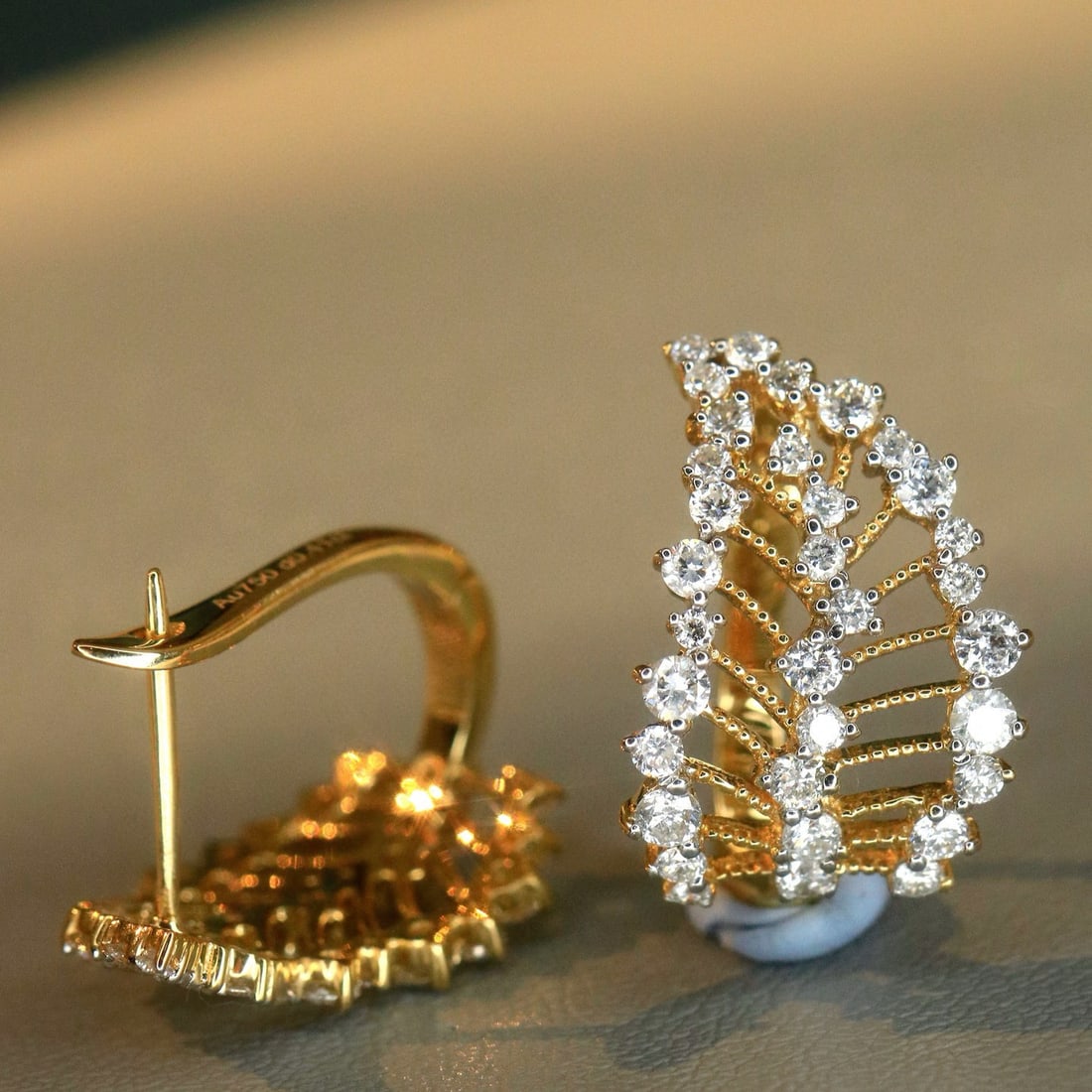 14k Gold 0.82 Ct Natural H Diamond Earrings - 2