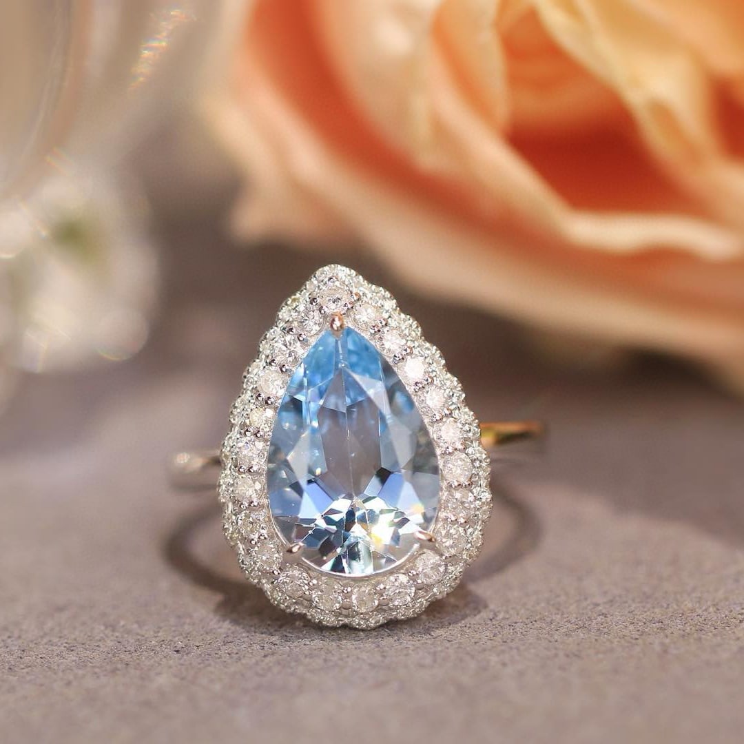 14k Gold 3.68 Ctw Natural Aquamarine & Diamond Ring: Ref:230981156 / / gold content:14k gold / / ring size:7. 25us / / / / main gemstone:aquamarine / / shape:pear / / carat weight:3. 05ct / / color:santa maria color / / treatment:natural / / / /