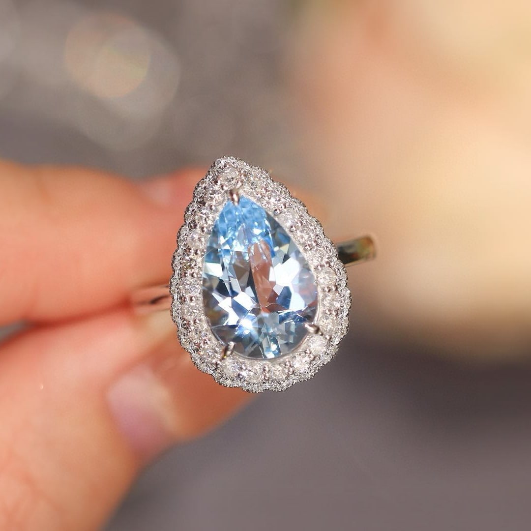 14k Gold 3.68 Ctw Natural Aquamarine & Diamond Ring - 6